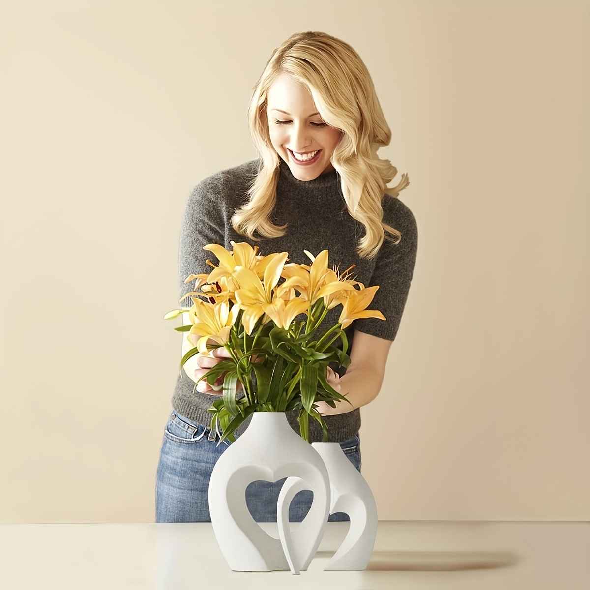 Luxury White Resin Vase Combo